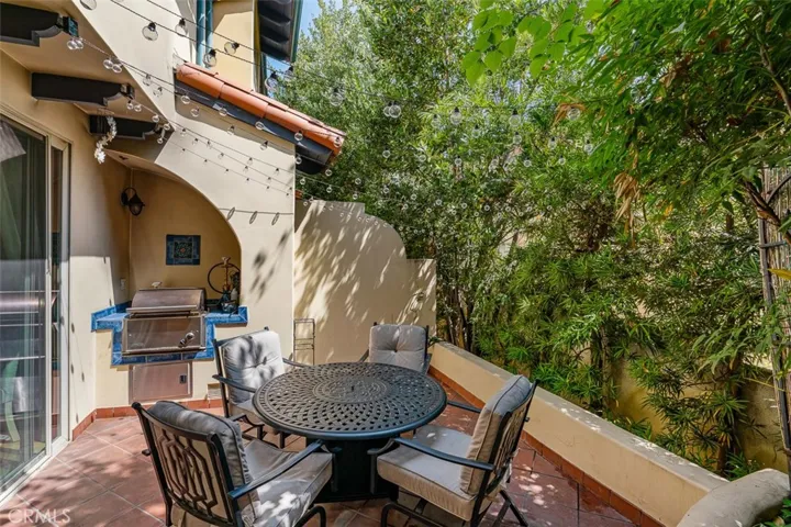 2753 Piedmont 6, Glendale, California 91020