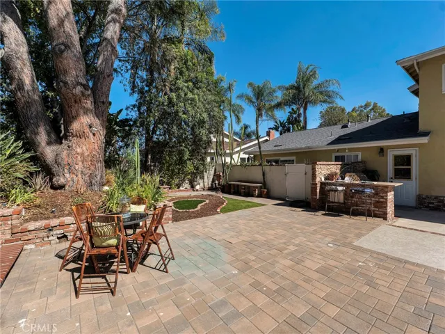 19207 Olympia, Porter Ranch, California 91326