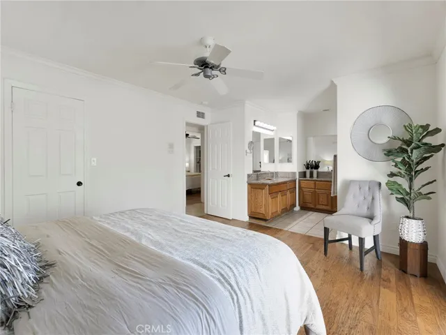19207 Olympia, Porter Ranch, California 91326
