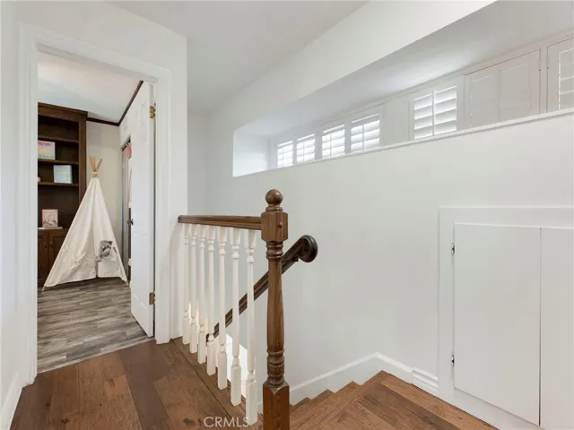 19207 Olympia, Porter Ranch, California 91326
