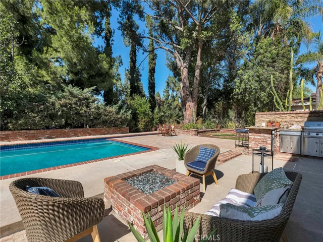 19207 Olympia, Porter Ranch, California 91326