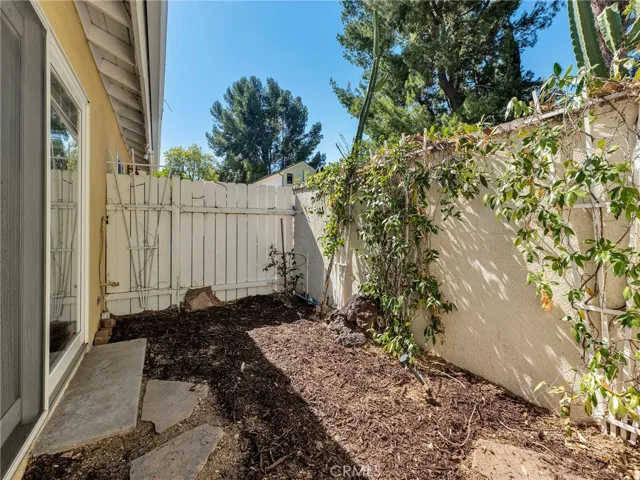 19207 Olympia, Porter Ranch, California 91326