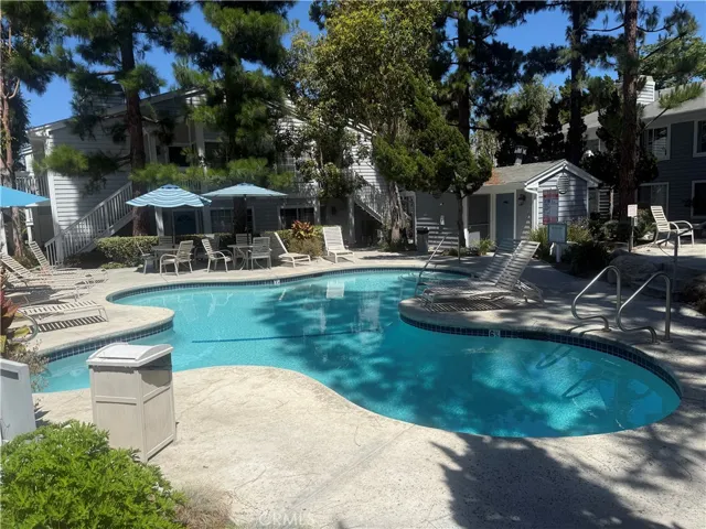 1322 W Park Western, Los Angeles, California 90732