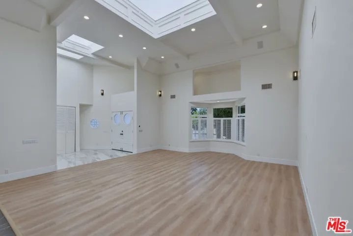 14713 Valleyheart Drive, Los Angeles, California 91403