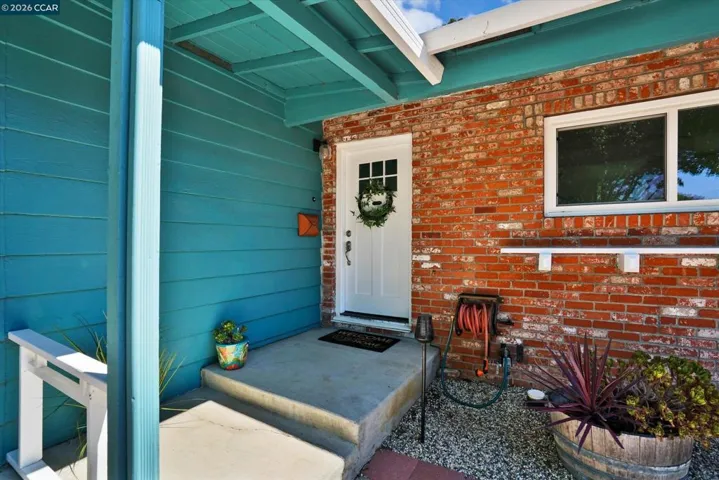 1607 Lynwood Dr, Concord, California 94521