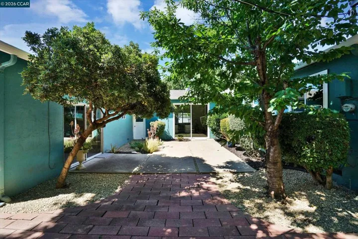 1607 Lynwood Dr, Concord, California 94521