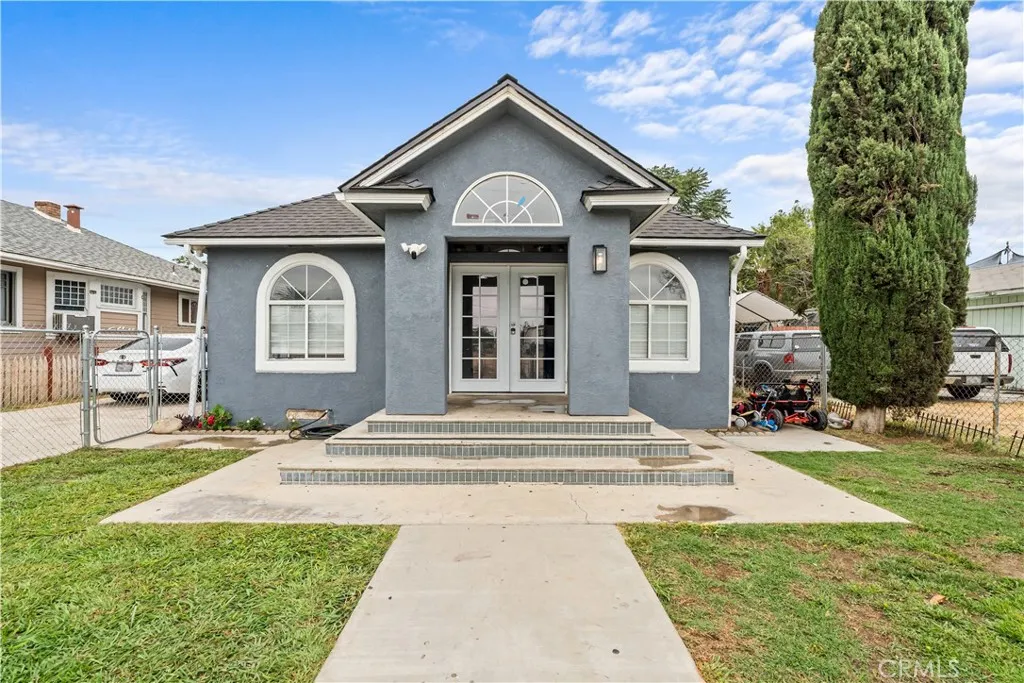 243 W C St