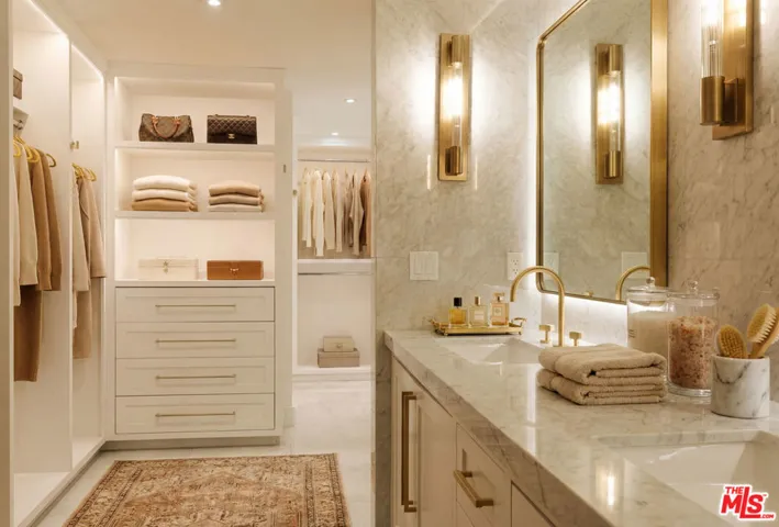 7825 Torreyson Drive, Los Angeles, California 90046