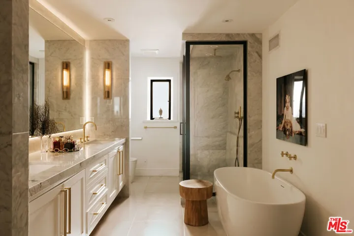7825 Torreyson Drive, Los Angeles, California 90046