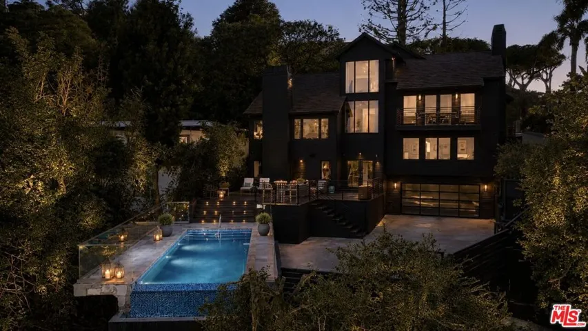 7825 Torreyson Drive, Los Angeles, California 90046