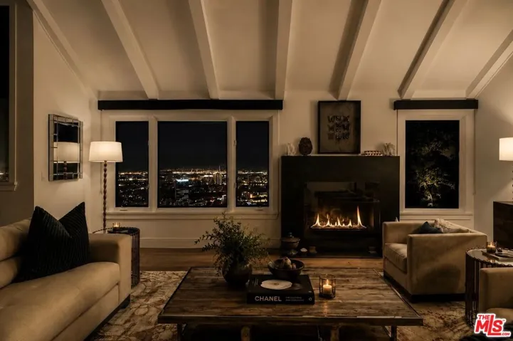 7825 Torreyson Drive, Los Angeles, California 90046