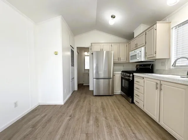 828 Olivina Avenue 3, Livermore, California 94551