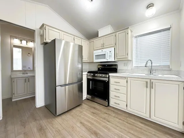 828 Olivina Avenue 3, Livermore, California 94551