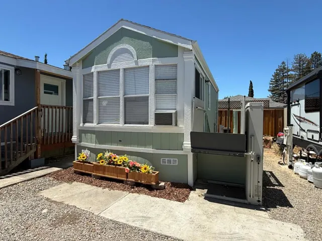 828 Olivina Avenue 3, Livermore, California 94551