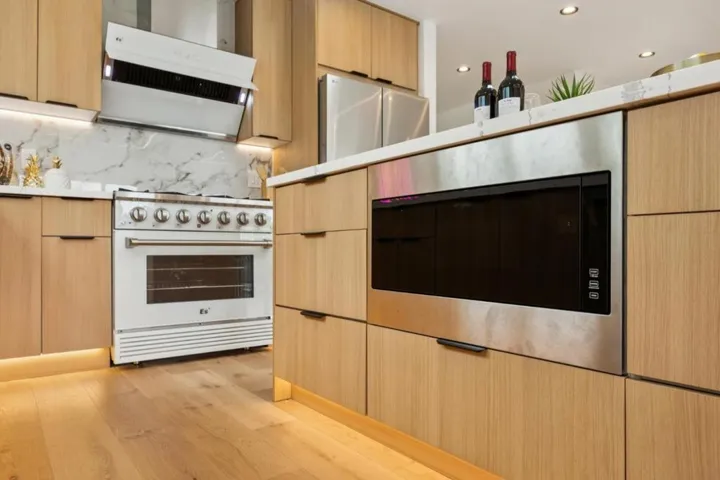 127 Springfield Drive, San Francisco, California 94132