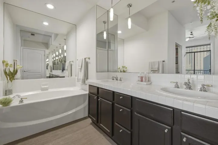 144 S 3rd Street 609, San Jose, California 95112