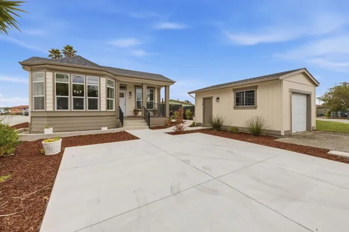 800 Dolan Road 41, Moss Landing, California 95039