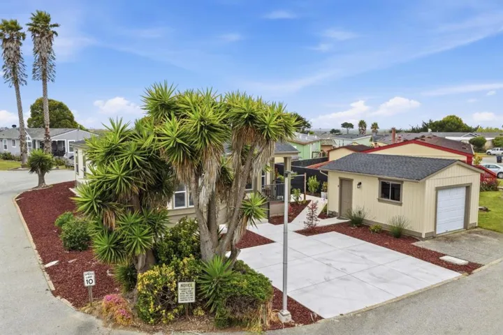 800 Dolan Road 41, Moss Landing, California 95039