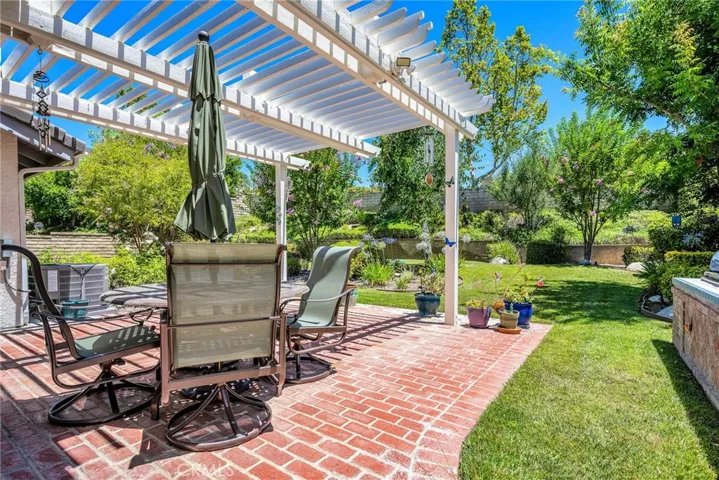 23402 Lane Court, Valencia, California 91354