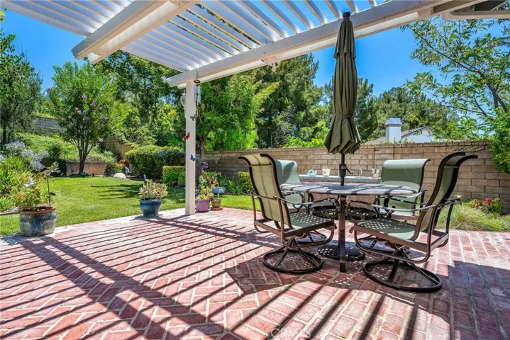 23402 Lane Court, Valencia, California 91354
