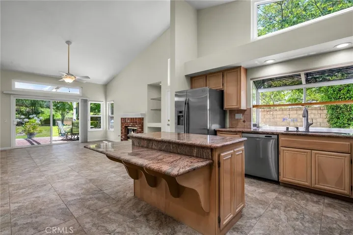 23402 Lane Court, Valencia, California 91354