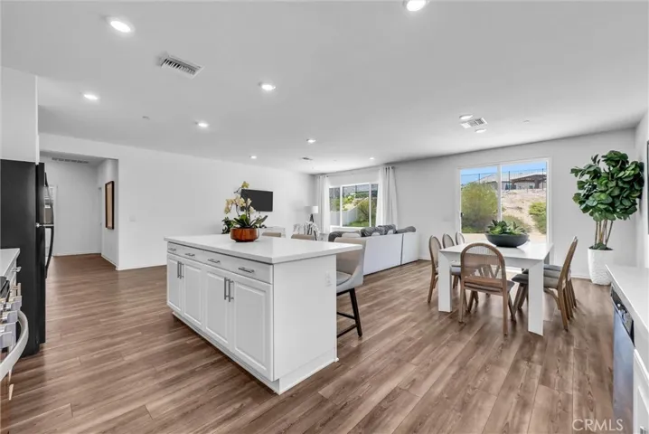 21065 Old Cedar Court, Riverside, California 92507