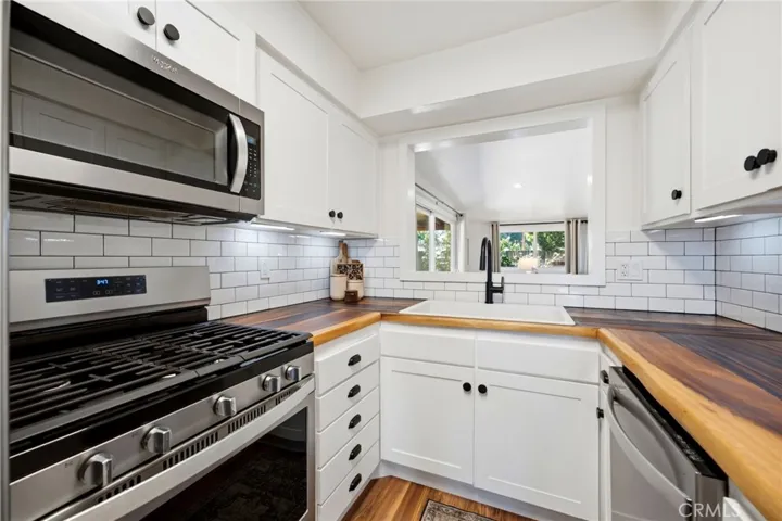 8755 Delano, Riverside, California 92503