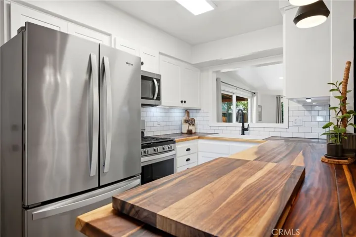 8755 Delano, Riverside, California 92503