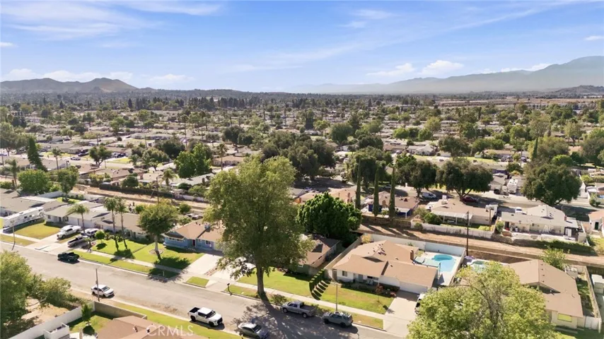 8755 Delano, Riverside, California 92503