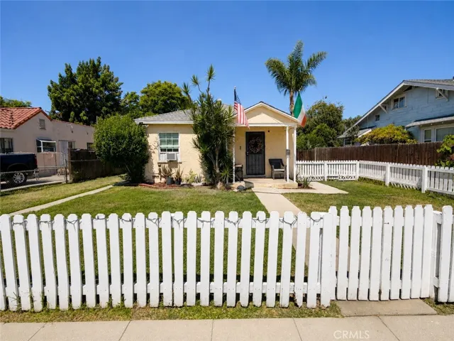 7901 7903 Washington, Whittier, California 90602