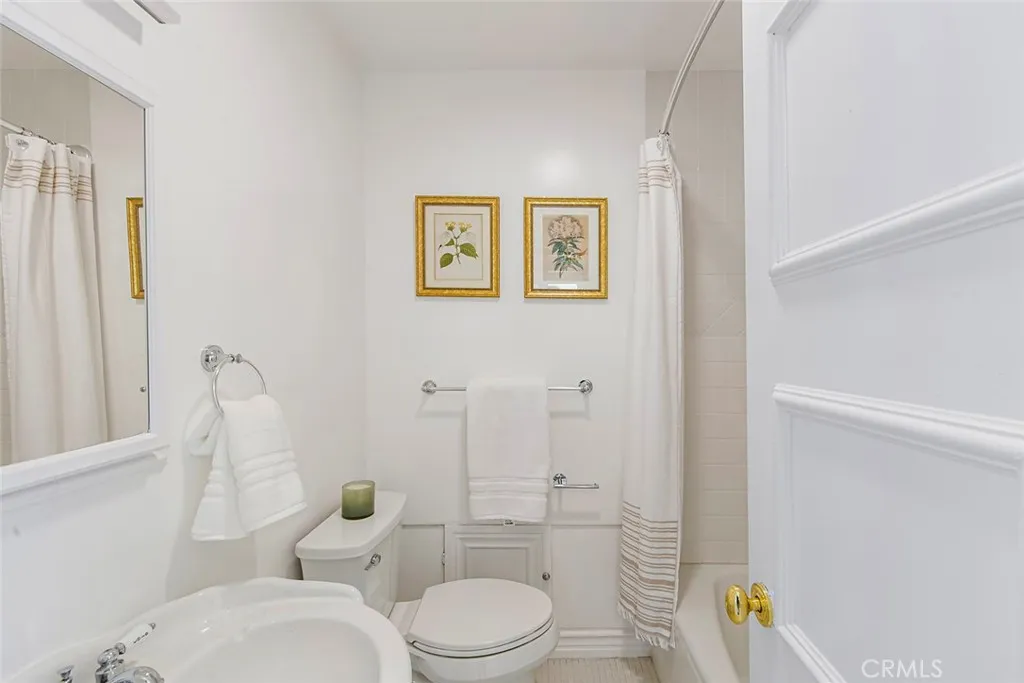 4th Bathroom