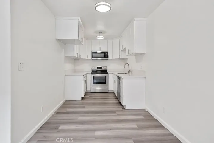 6535 Fulton, Los Angeles, California 91401