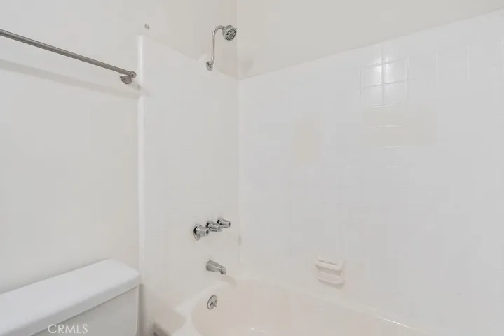 6535 Fulton, Los Angeles, California 91401