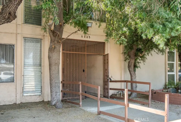 6535 Fulton, Los Angeles, California 91401