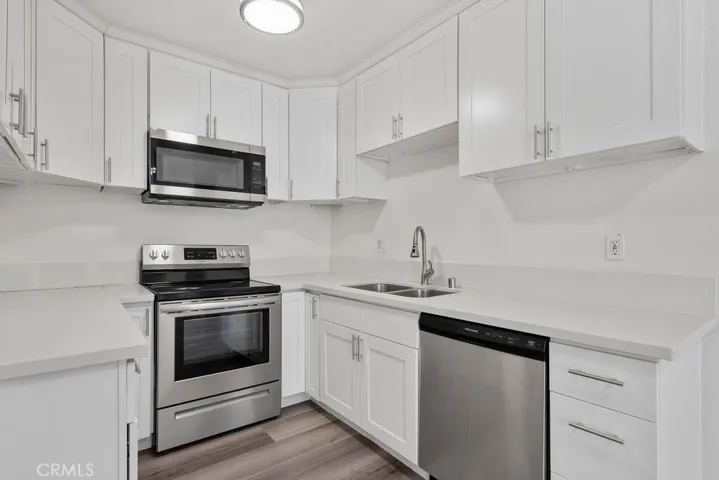 6535 Fulton, Los Angeles, California 91401