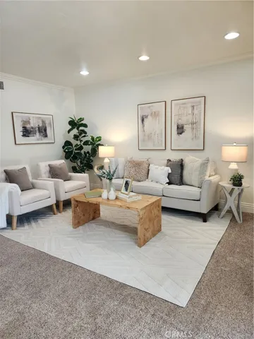 1080 Border, Corona, California 92882