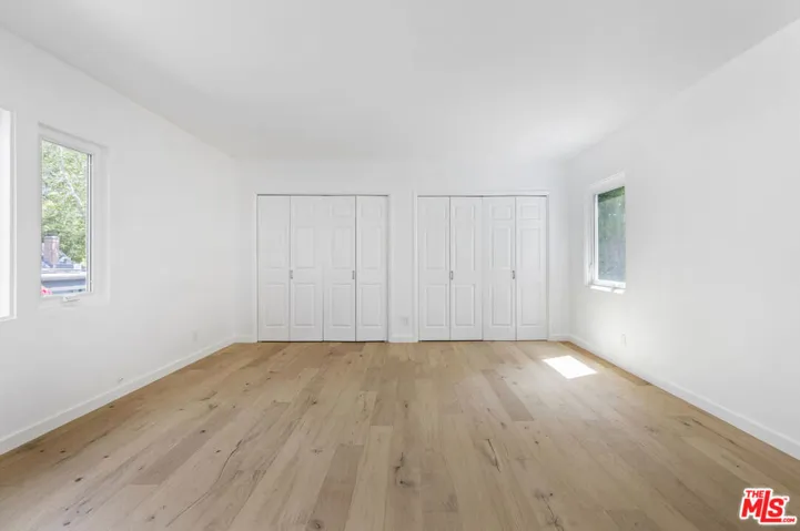 3101 N Beachwood Drive, Los Angeles, California 90068