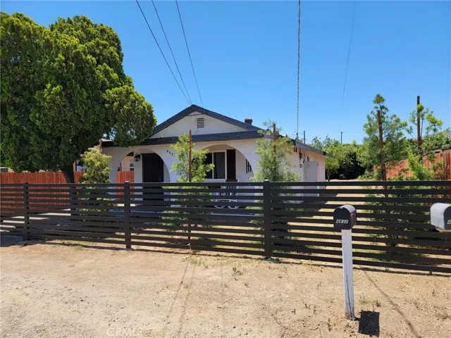 4832 Mitchell, Riverside, California 92505