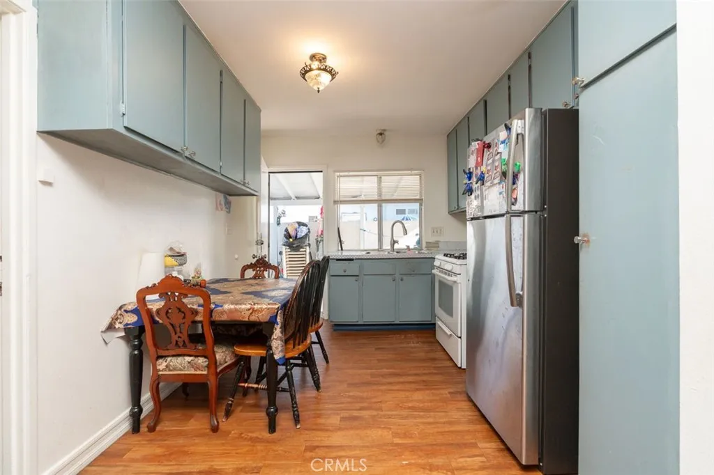 Dining area conveniently located adjacent to the kitchen.