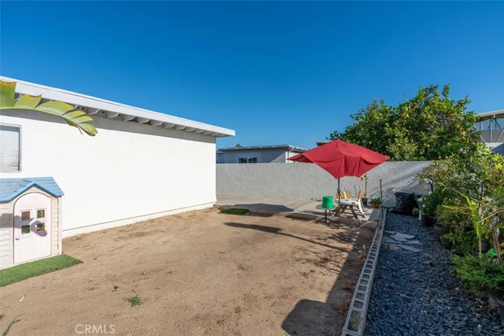 Enjoy Southern California's beautiful weather from your own backyard.