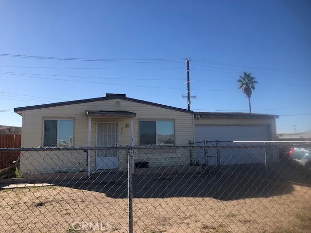 812 Lillian, Barstow, California 92311