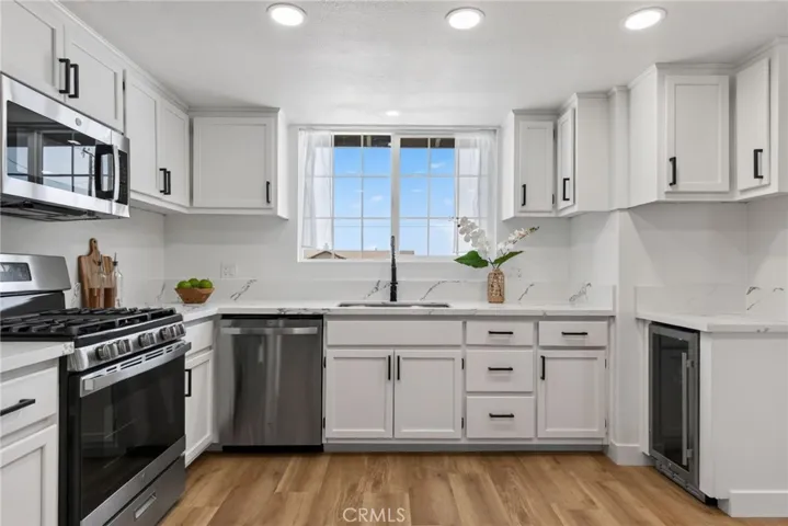 17129 Birch, Hesperia, California 92345