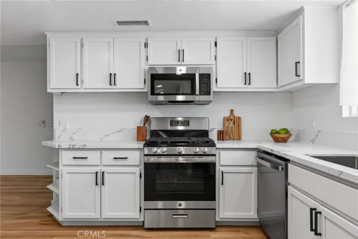 17129 Birch, Hesperia, California 92345