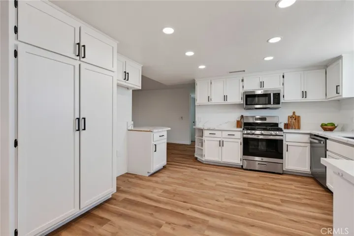 17129 Birch, Hesperia, California 92345