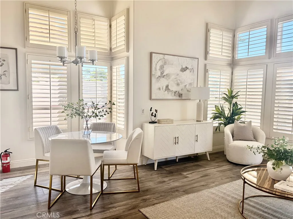 breakfast nook