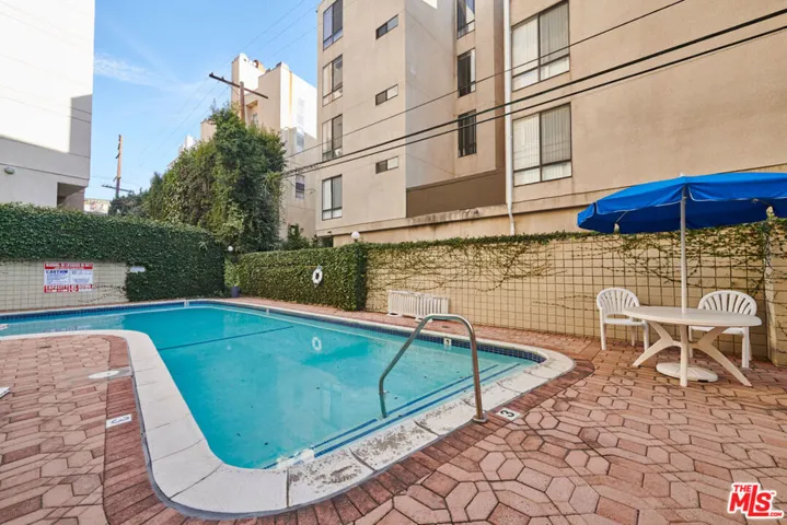 1300 Midvale Avenue 408, Los Angeles, California 90024