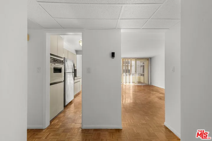 1300 Midvale Avenue 408, Los Angeles, California 90024