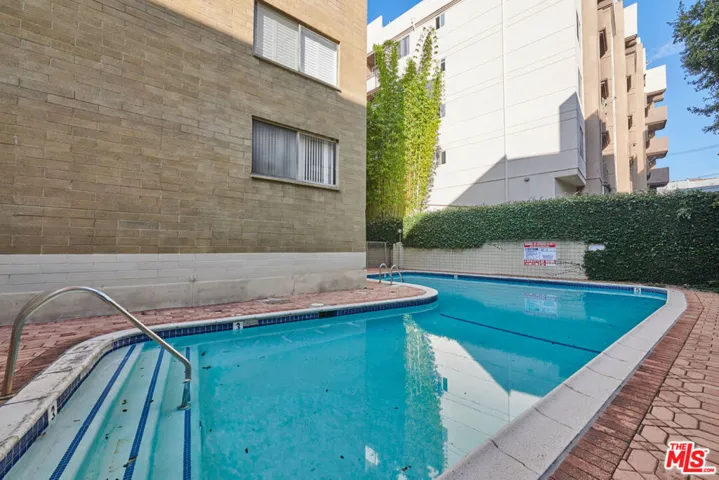 1300 Midvale Avenue 408, Los Angeles, California 90024