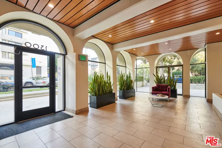 1300 Midvale Avenue 408, Los Angeles, California 90024