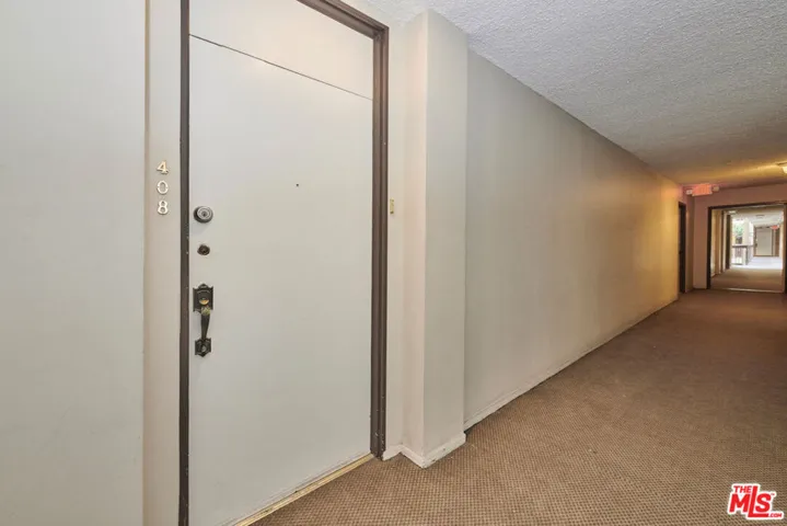 1300 Midvale Avenue 408, Los Angeles, California 90024